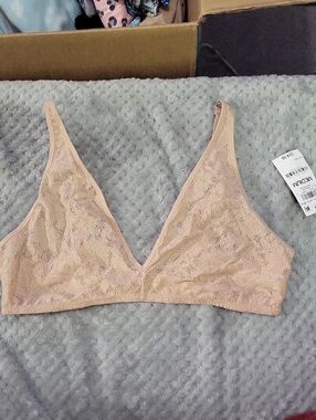Nwt State Of Day Nude Triangle Lace Bralette Medium